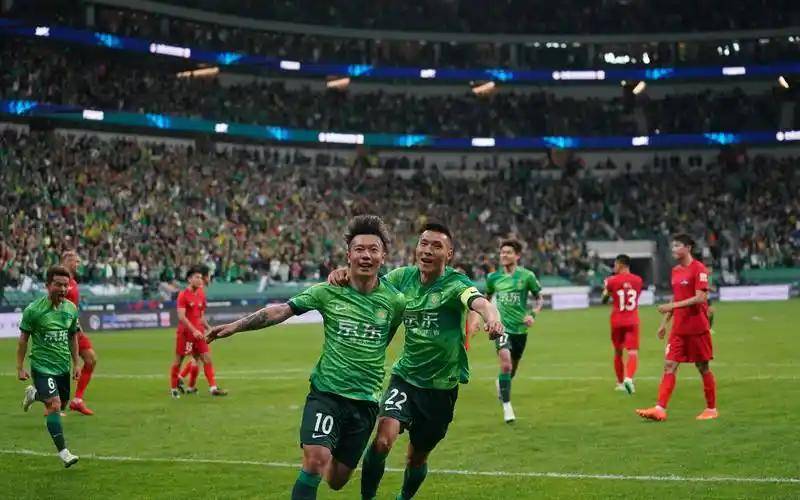 关于关键时刻亚冠传出新动向；尤文图斯调整名单；管理层表态——话题不断；控场能力受关注的信息-LOL电竞