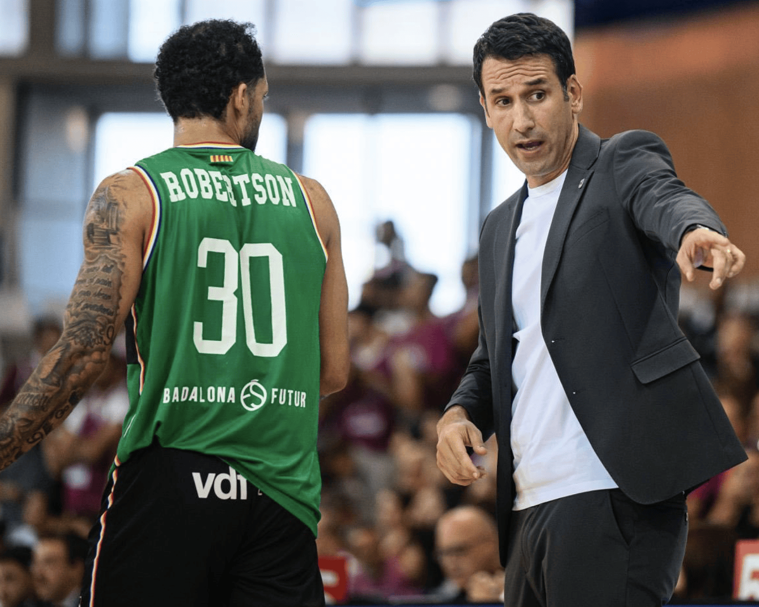 今晨体能课后，尤文图斯临场应变备战CBA常规赛，气氛紧张，赛程密集仍需轮换的简单介绍-LOL电竞